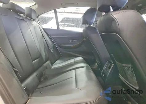 2015 BMW 328 Xi Sulev z USA, uszkodzony, nr VIN WBA3B5C57FF960737